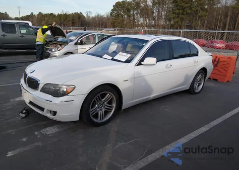 2006 BMW 750Li из США, поврежденный, VIN WBAHN83576DT59984